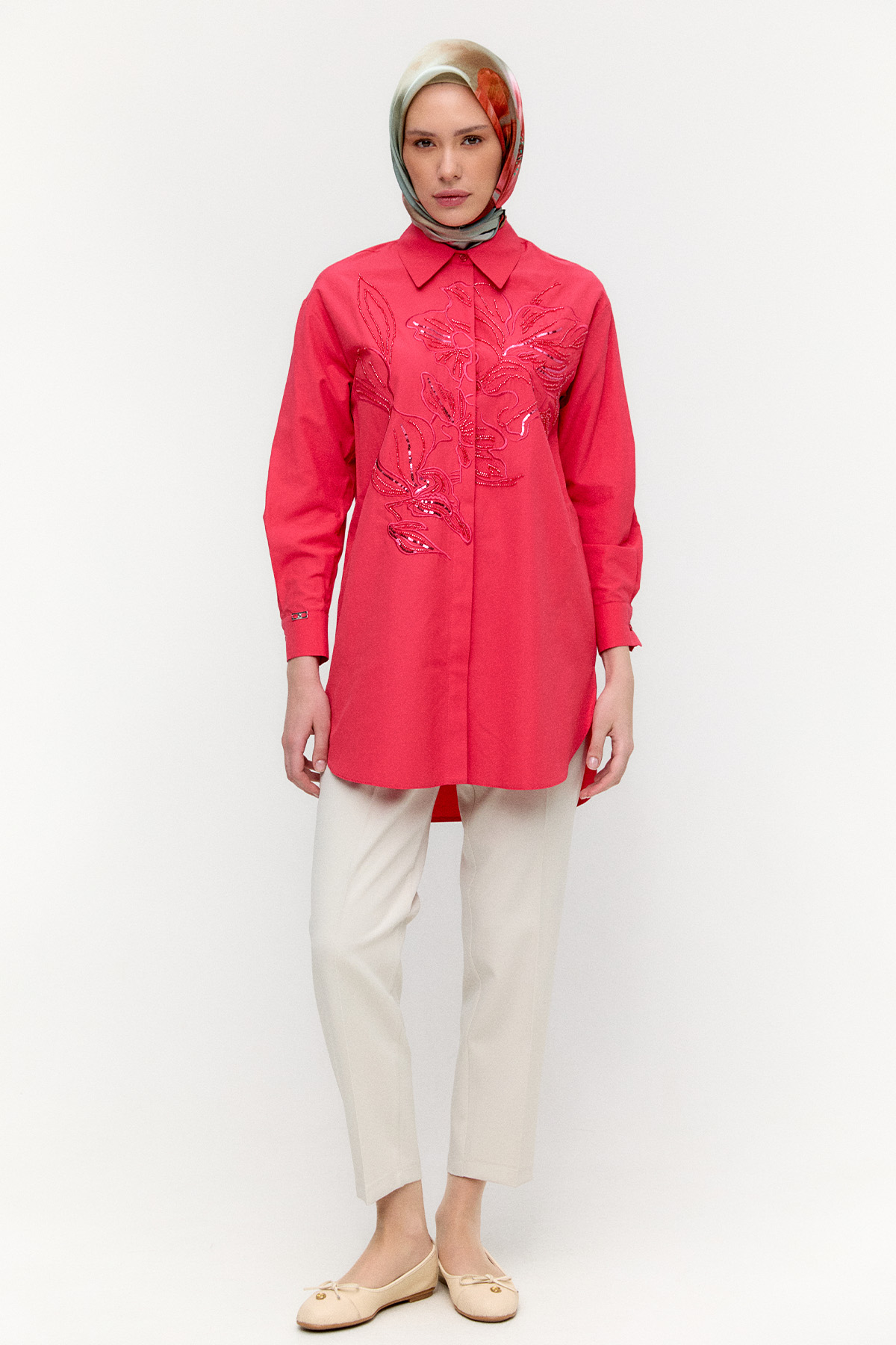 Boncuklu Çiçek Nakışlı Pamuk Tunik, Tesettür Giyim
