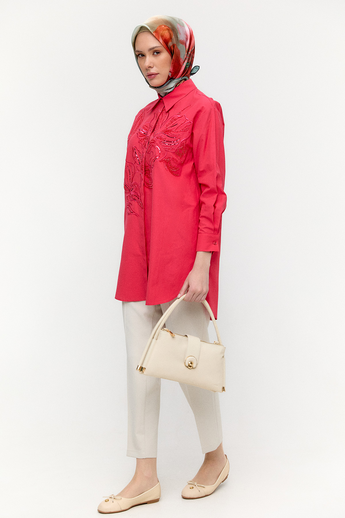 Boncuklu Çiçek Nakışlı Pamuk Tunik, Tesettür Giyim