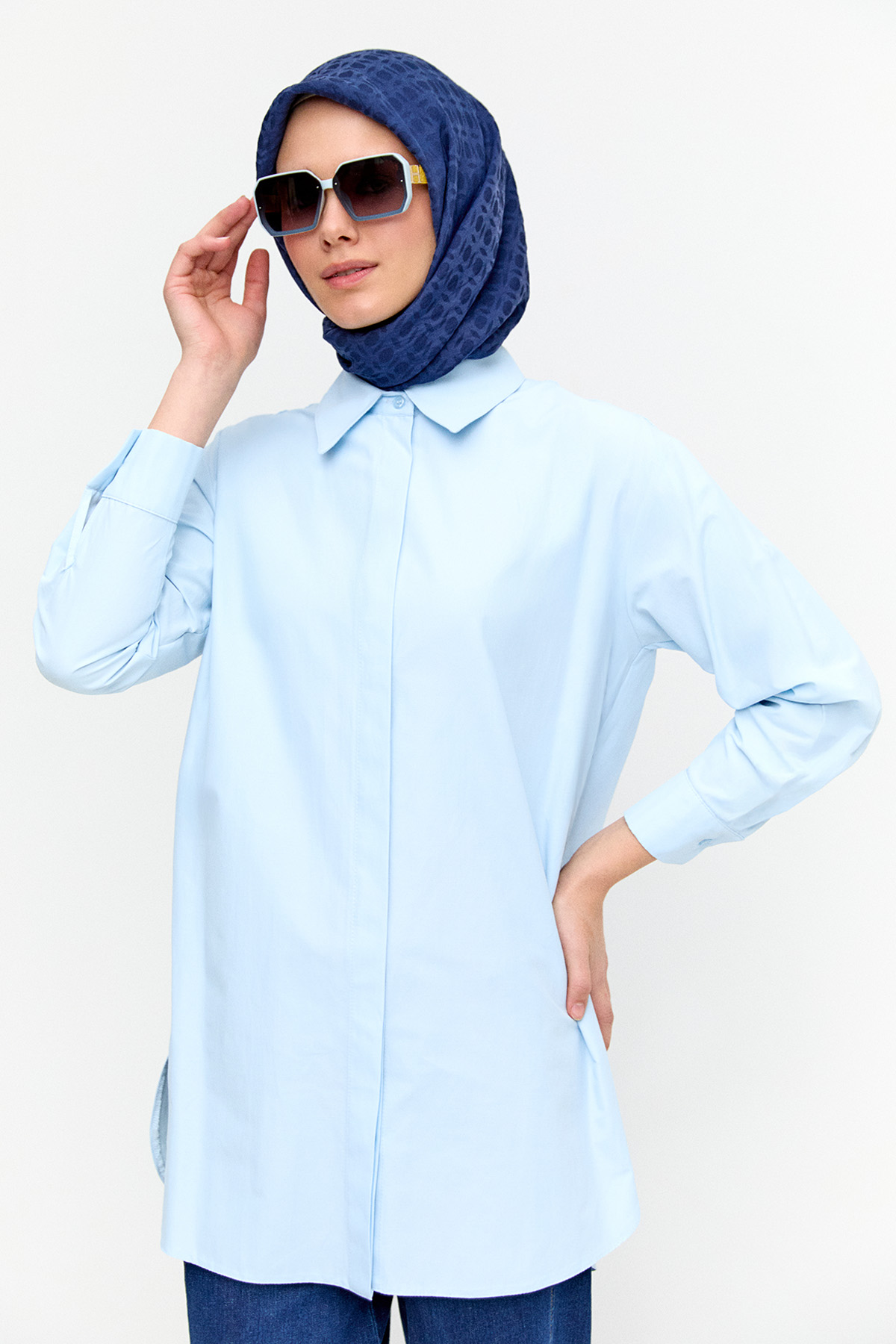 Sırtta Nakış Detaylı Tunik, Tesettür Giyim