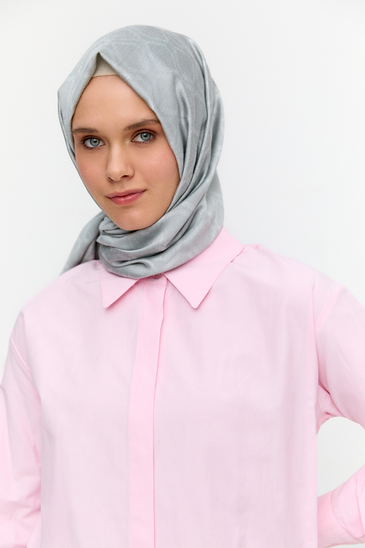 Sırtta Nakış Detaylı Tunik, Tesettür Giyim