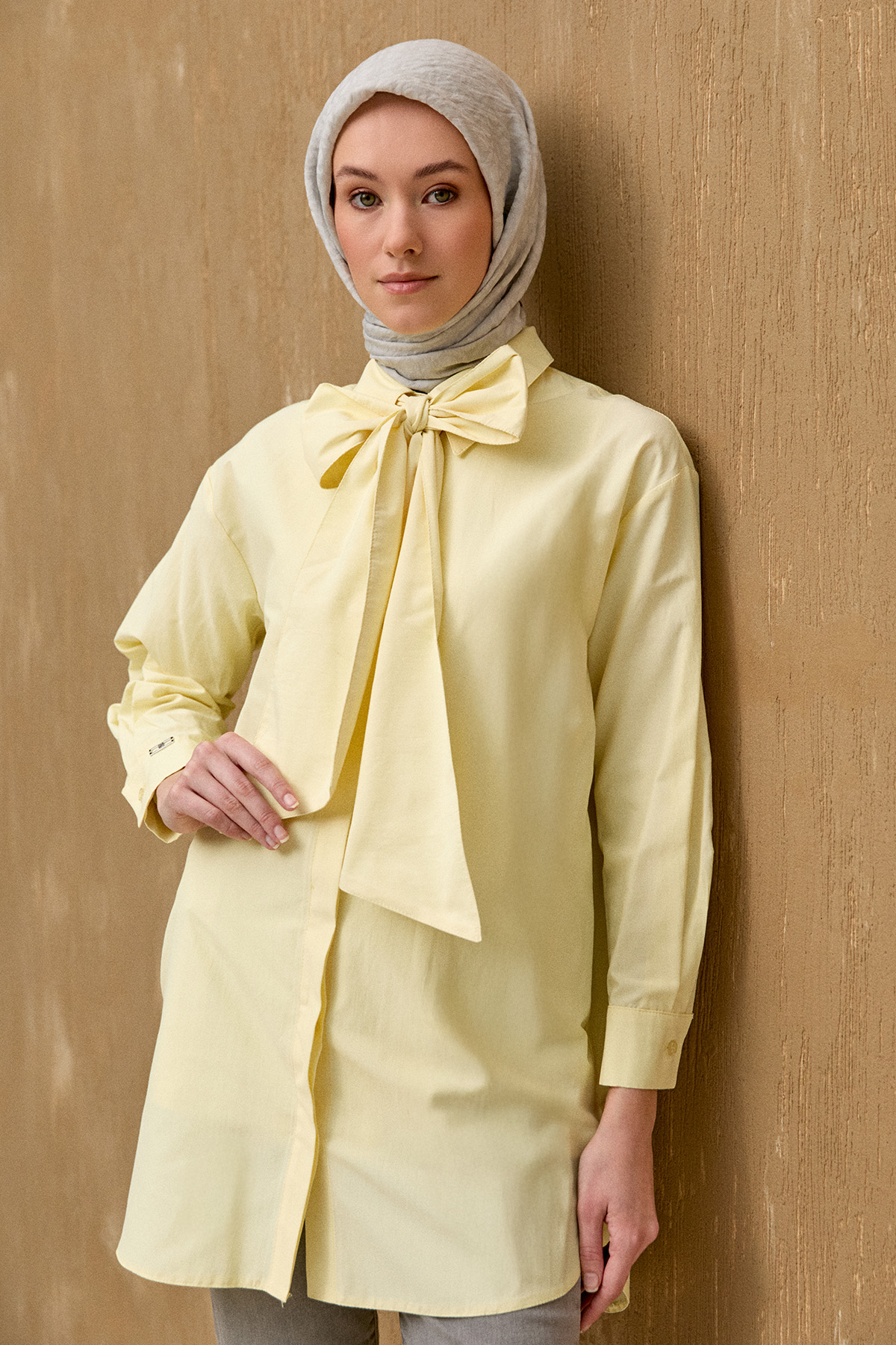 Sırtta Nakış Detaylı Tunik, Tesettür Giyim