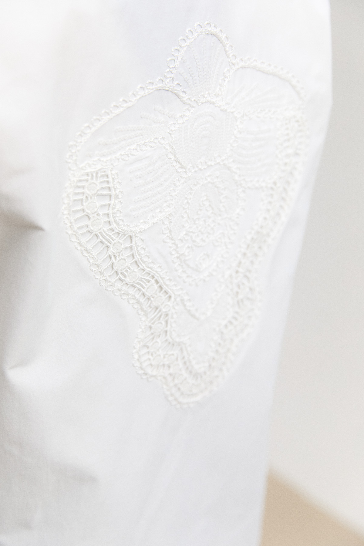 Sırtta Nakış Detaylı Tunik, Tesettür Giyim