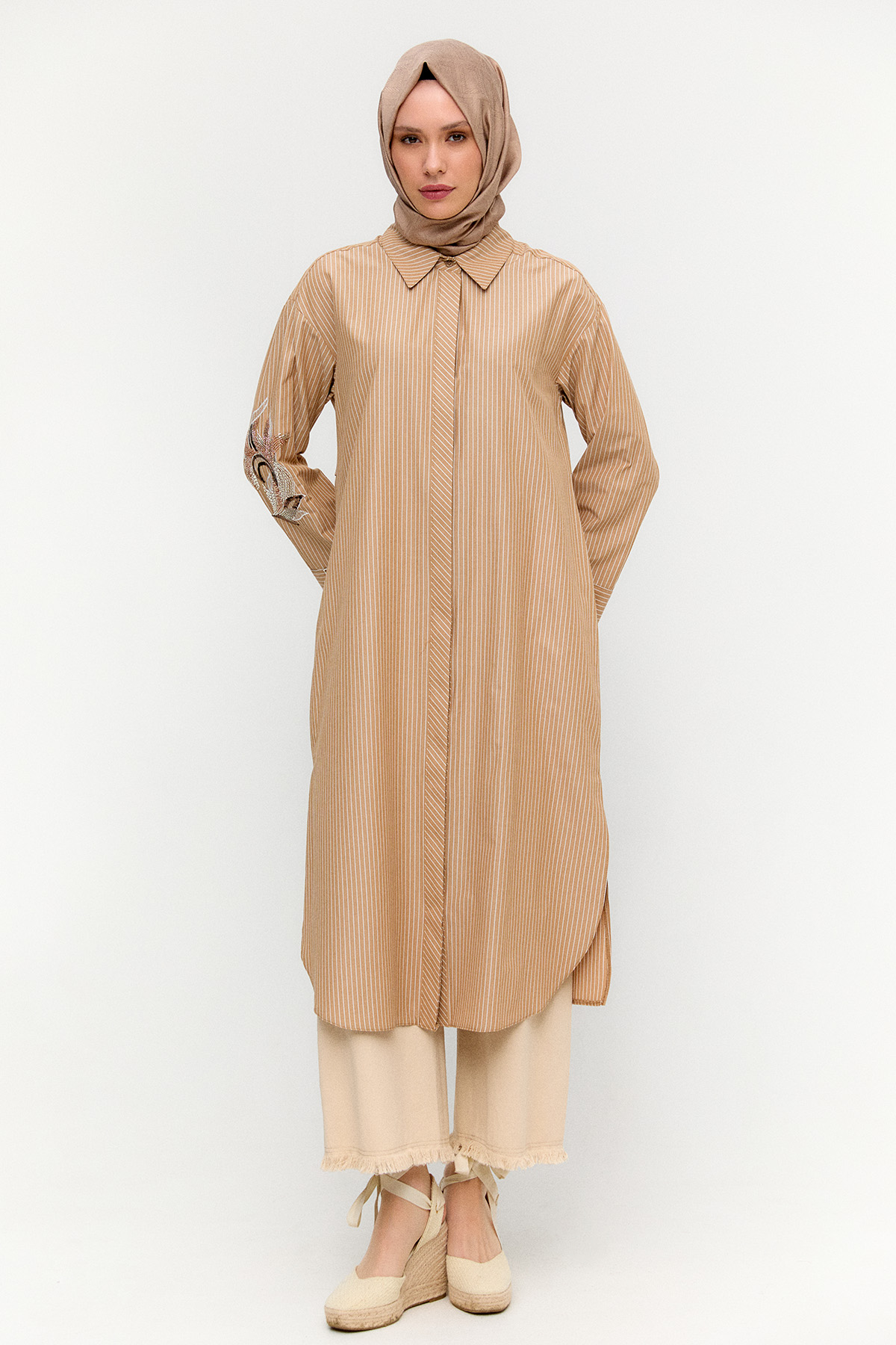 Boncuk Nakışlı Pamuklu Uzun Tunik, Tesettür Giyim