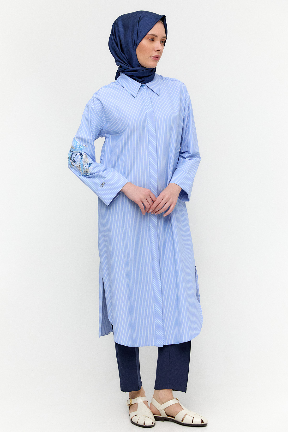 Boncuk Nakışlı Pamuklu Uzun Tunik, Tesettür Giyim