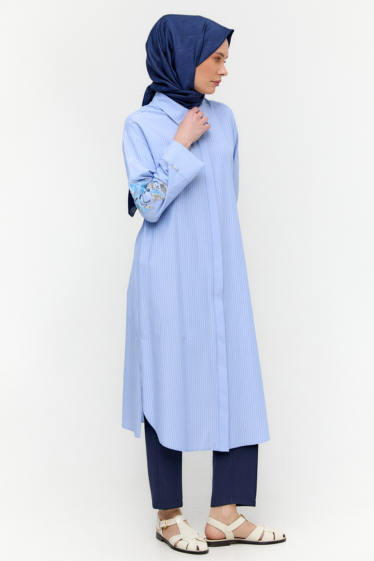 Boncuk Nakışlı Pamuklu Uzun Tunik, Tesettür Giyim