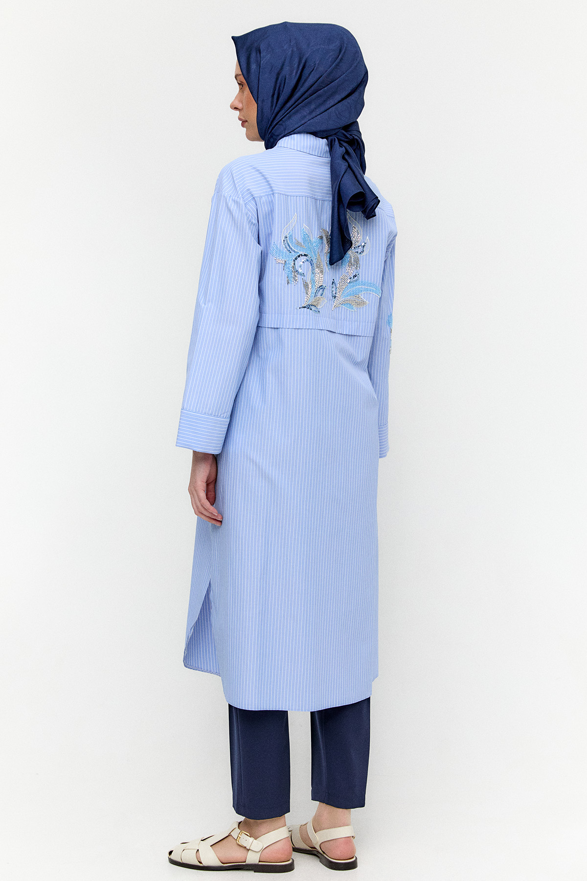 Boncuk Nakışlı Pamuklu Uzun Tunik, Tesettür Giyim