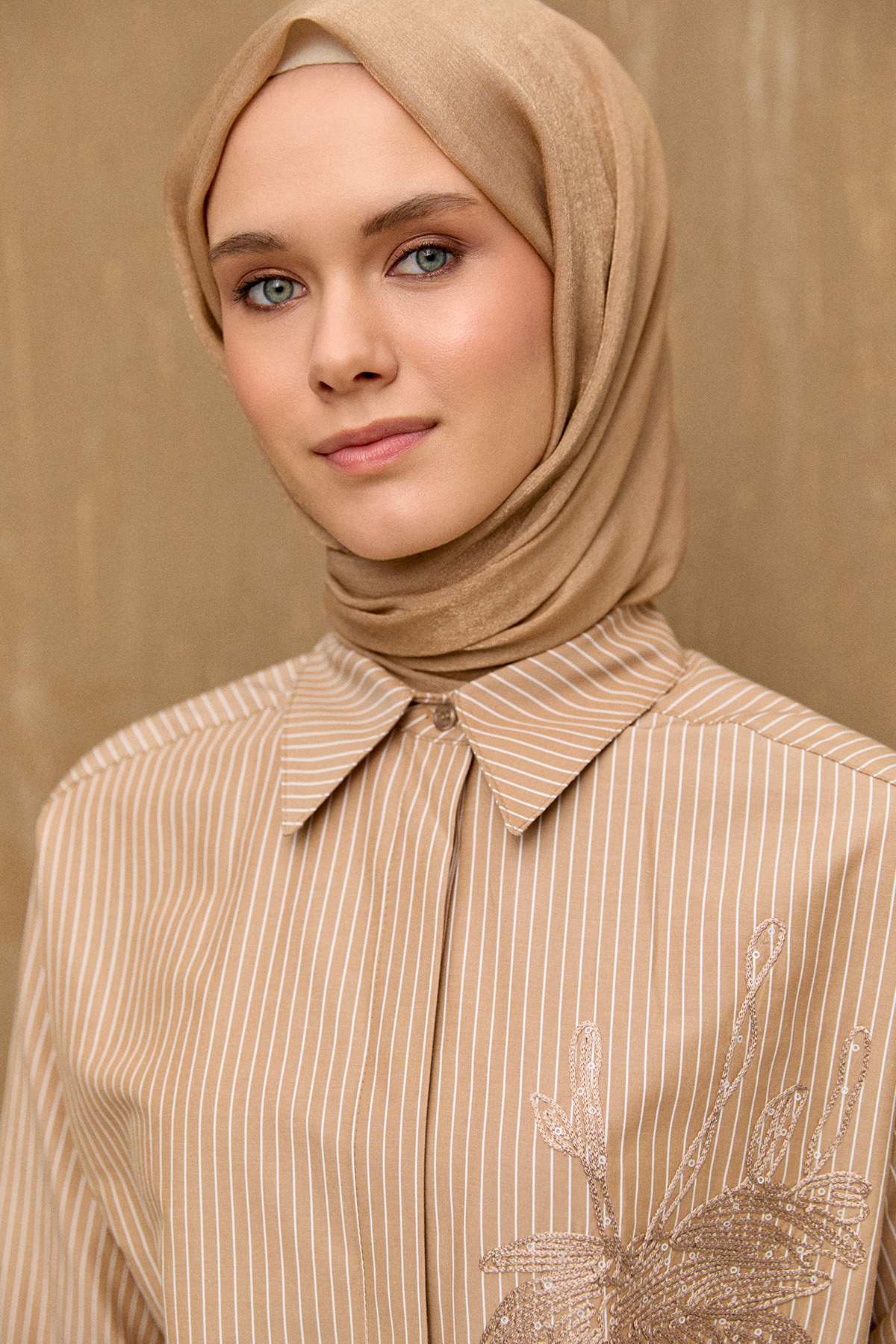 Payetli Nakışlı Çizgili Tunik, Tesettür Giyim