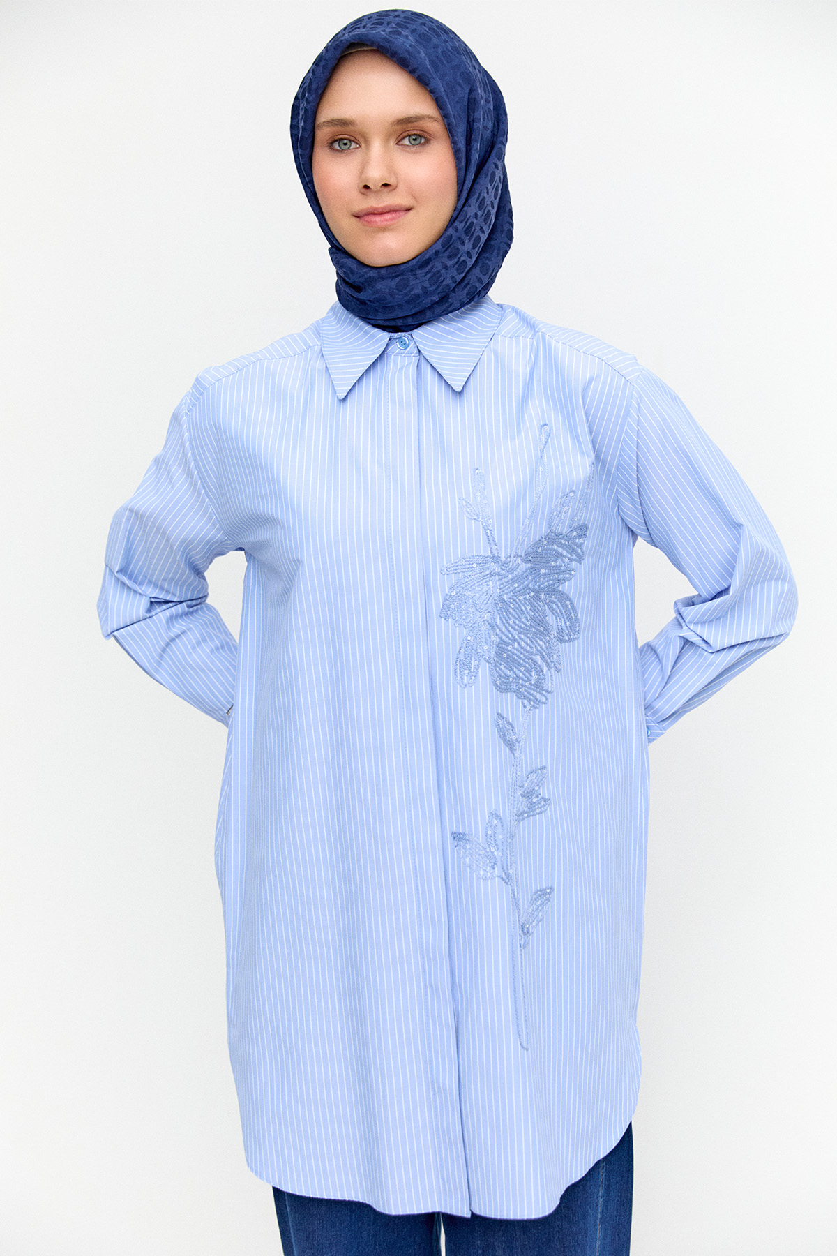 Payetli Nakışlı Çizgili Tunik, Tesettür Giyim