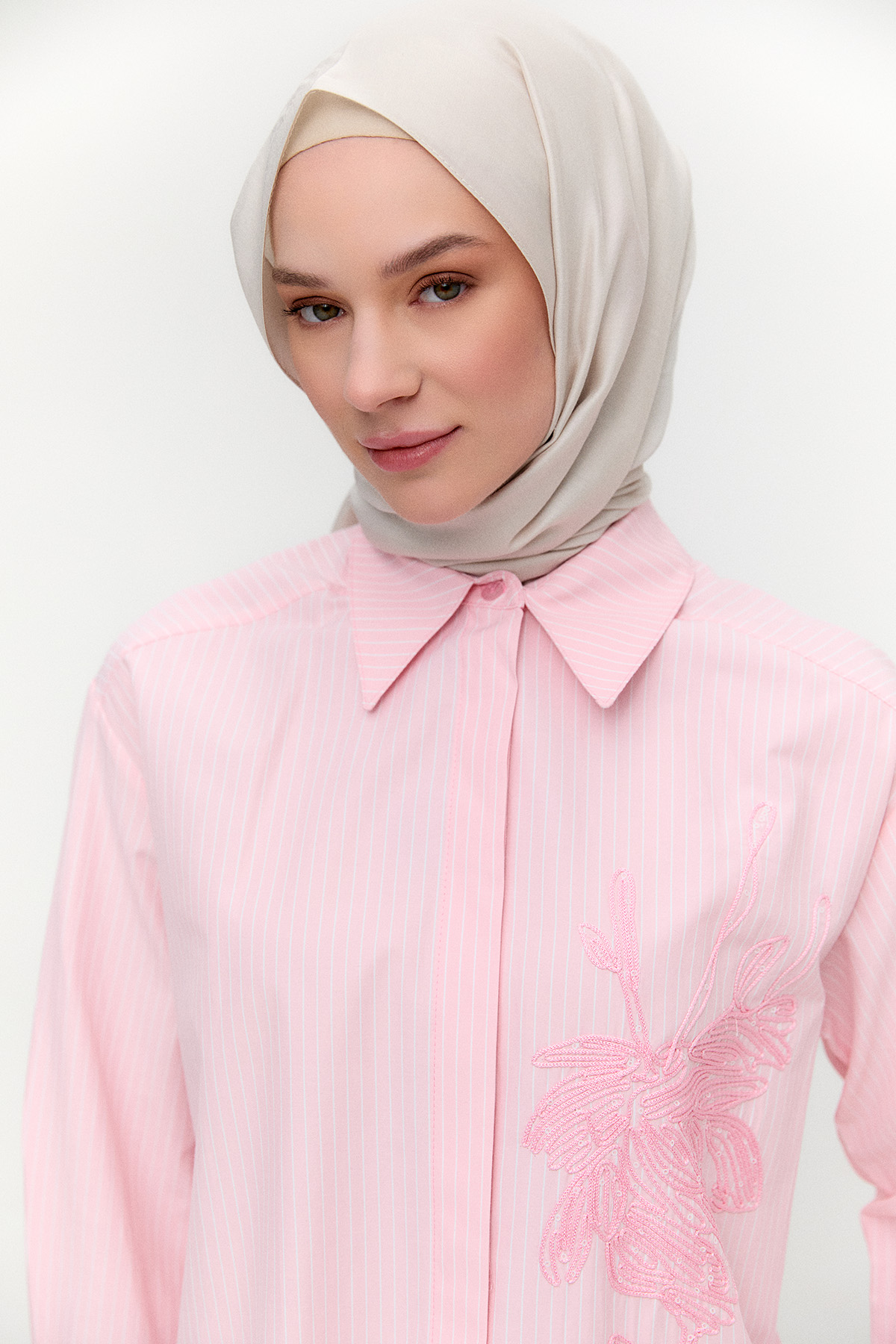 Payetli Nakışlı Çizgili Tunik, Tesettür Giyim