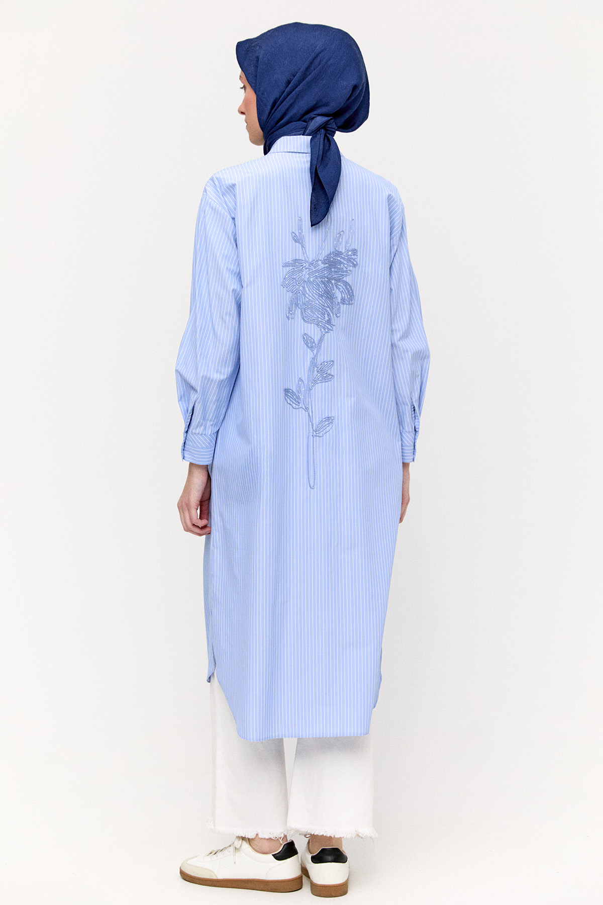 Sırtı Nakışlı Çizgili Pamuk Tunik, Tesettür Giyim