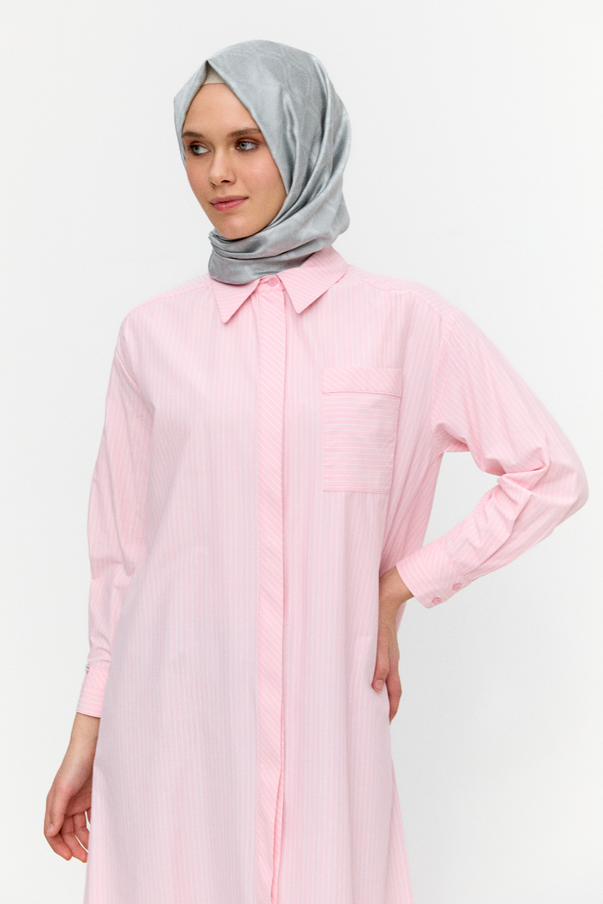 Sırtı Nakışlı Çizgili Pamuk Tunik, Tesettür Giyim