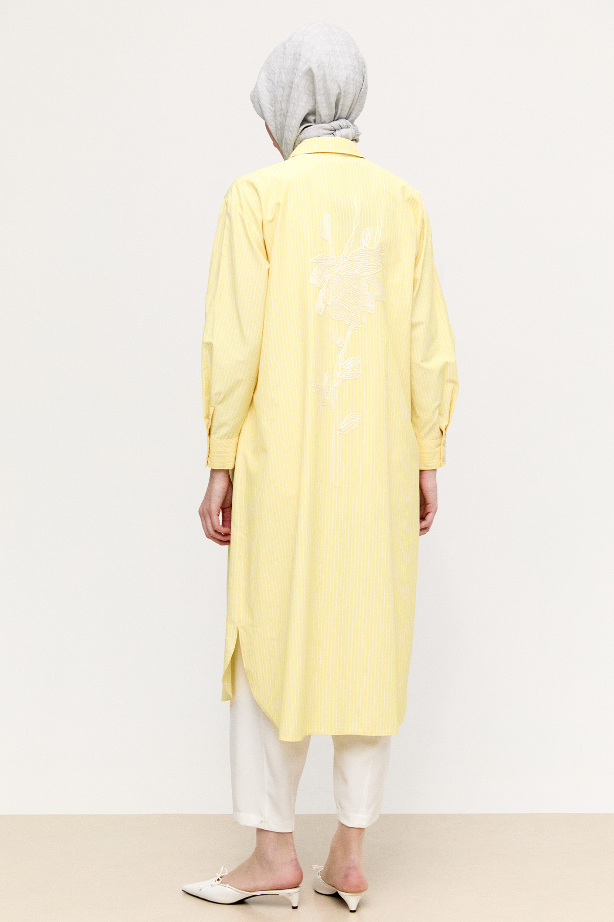 Sırtı Nakışlı Çizgili Pamuk Tunik, Tesettür Giyim