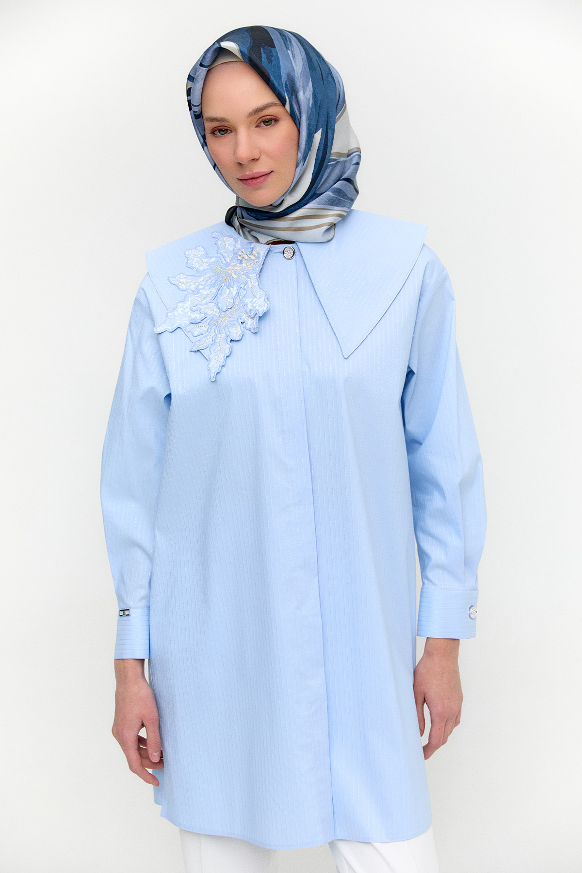 Çiçek Aplikeli Pamuklu Tunik, Tesettür Giyim