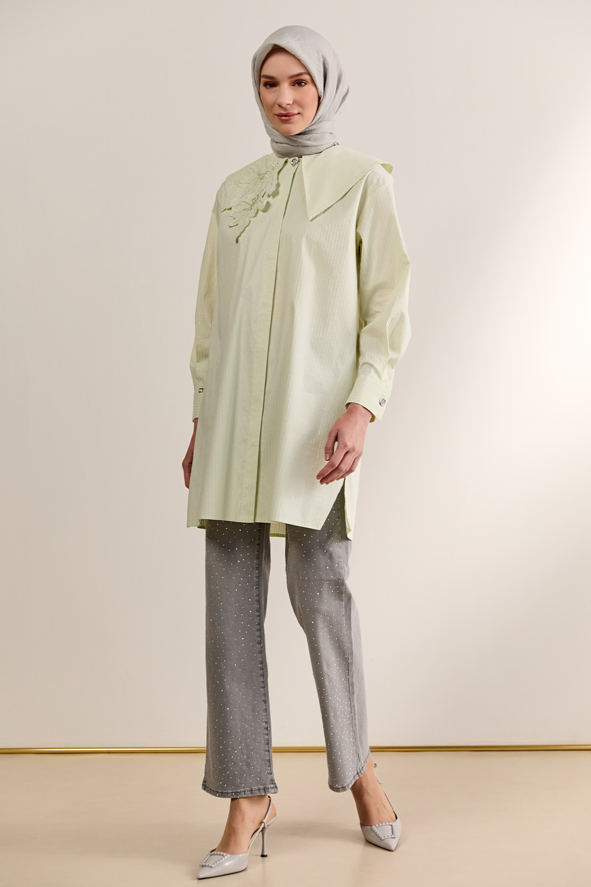 Çiçek Aplikeli Pamuklu Tunik, Tesettür Giyim