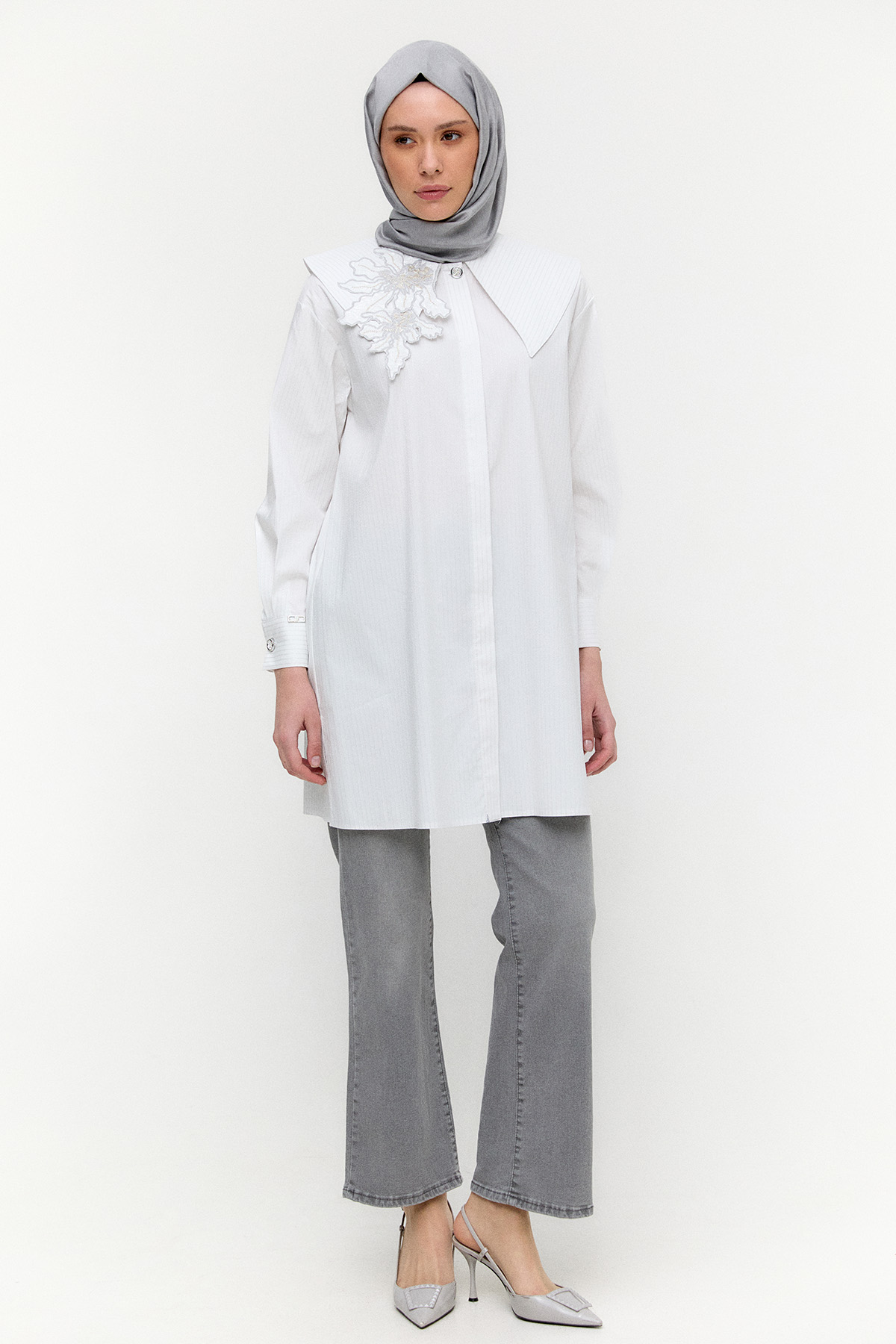 Çiçek Aplikeli Pamuklu Tunik, Tesettür Giyim