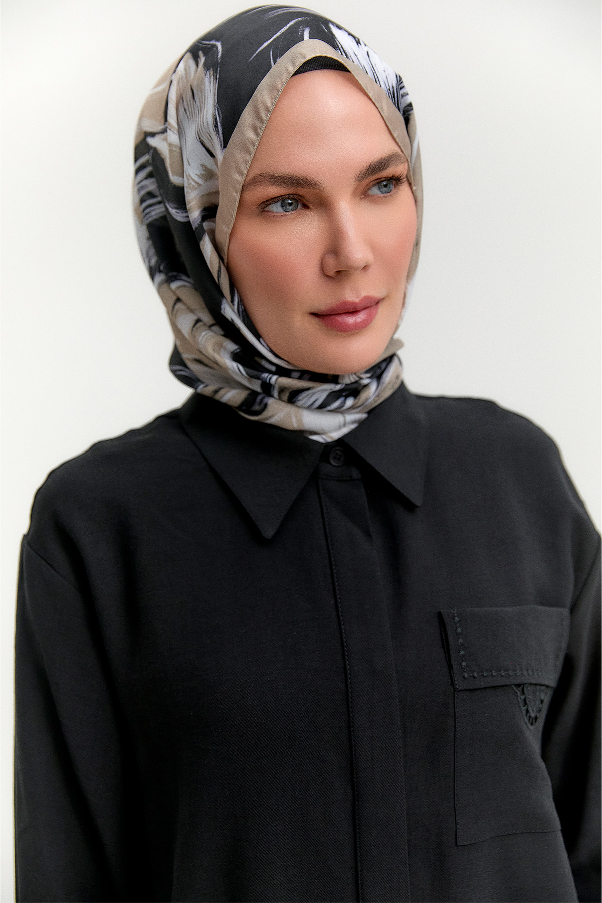 Nakış Detaylı Lyocell Tunik, Tesettür Giyim