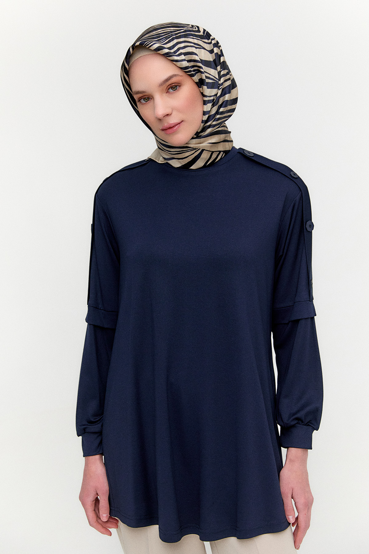 Süs Düğmeli Allerli Penye Tunik, Tesettür Giyim