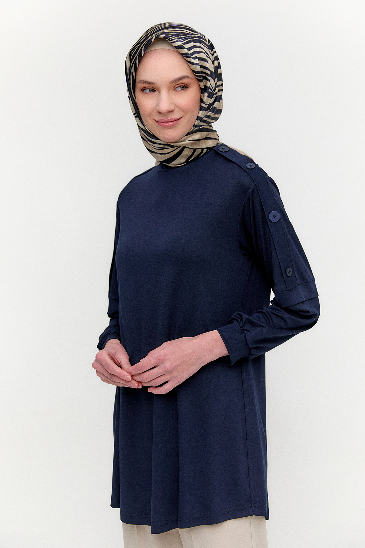 Süs Düğmeli Allerli Penye Tunik, Tesettür Giyim