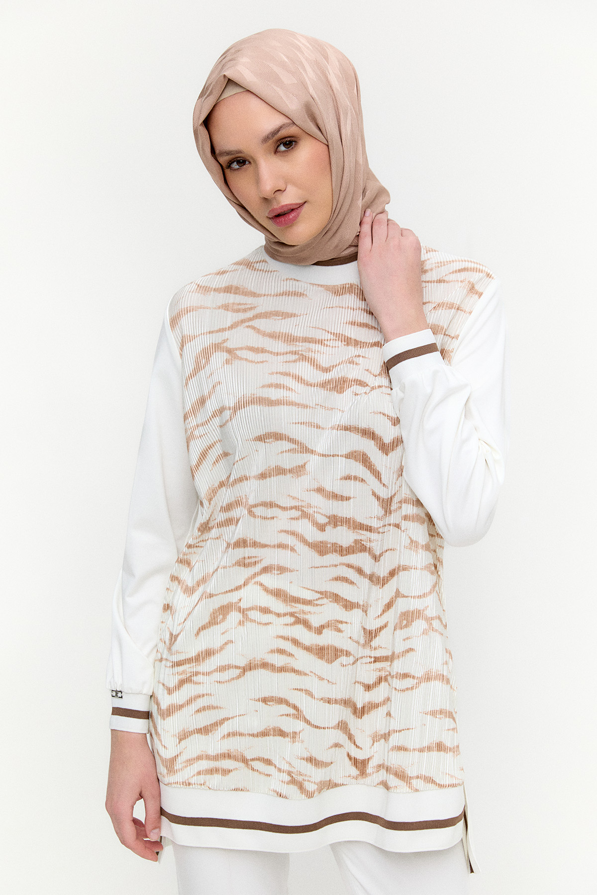 Desenli Ribanalı Tunik, Tesettür Giyim