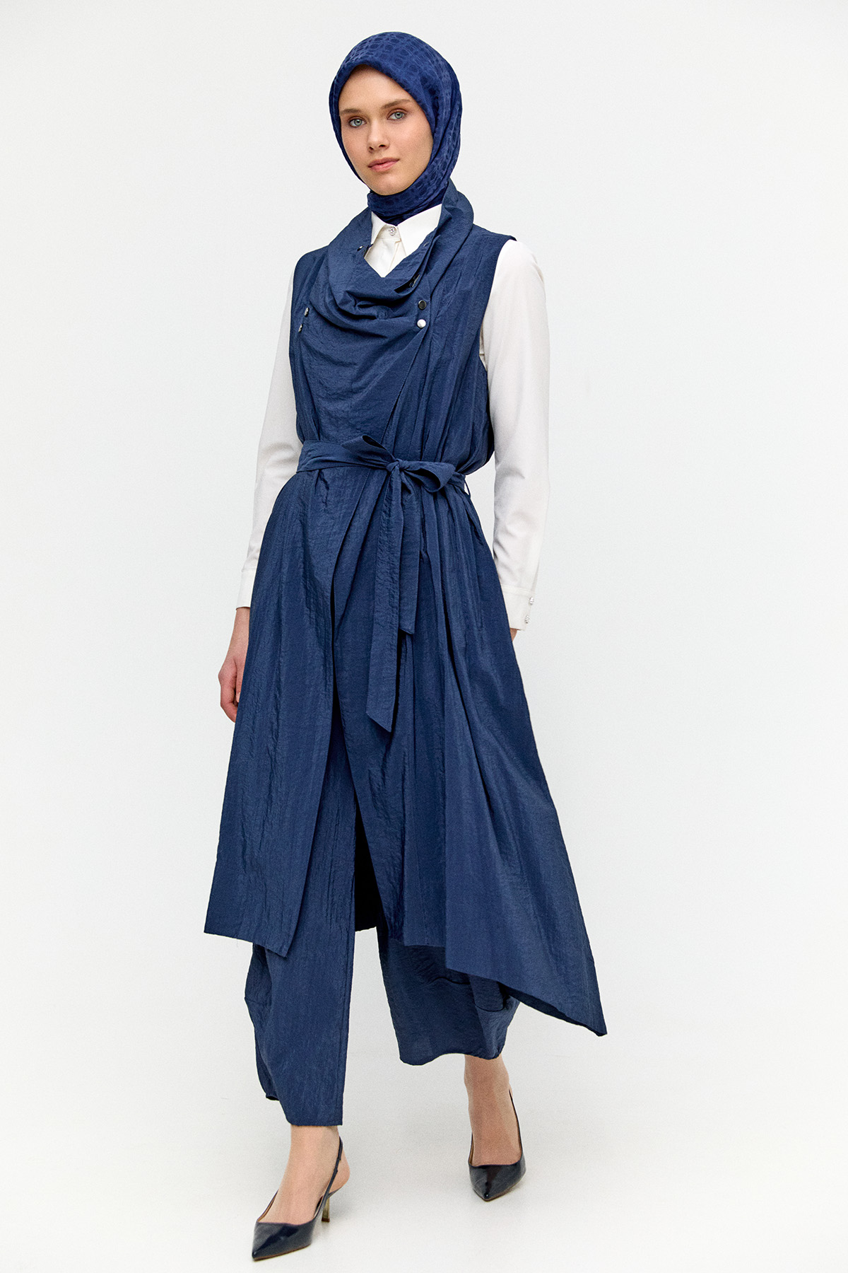 Degaje Yakalı Paraşüt Yelek, Tesettür Giyim