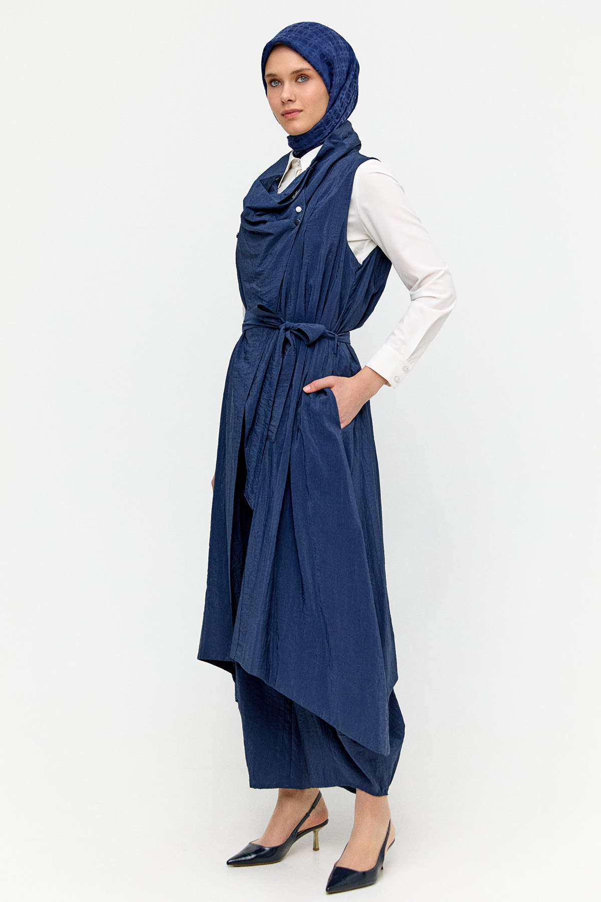 Degaje Yakalı Paraşüt Yelek, Tesettür Giyim