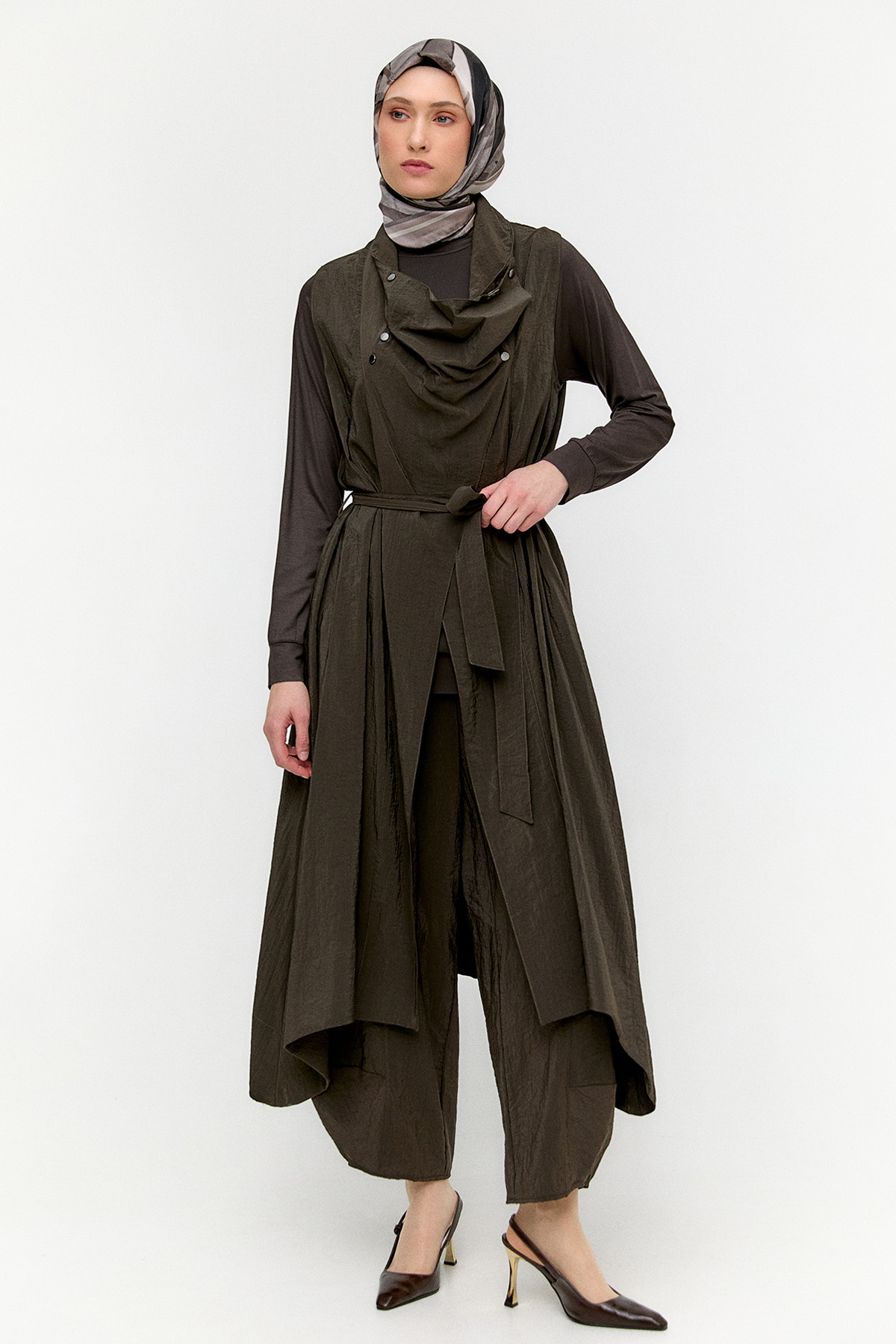 Degaje Yakalı Paraşüt Yelek, Tesettür Giyim