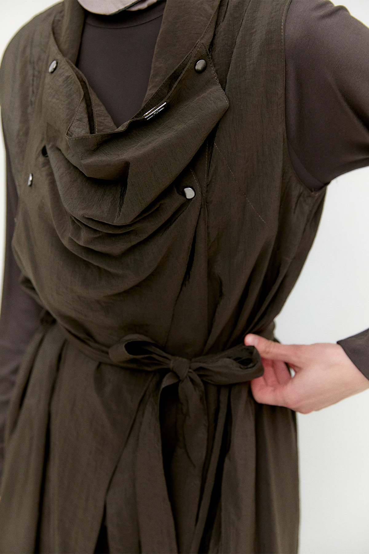 Degaje Yakalı Paraşüt Yelek, Tesettür Giyim