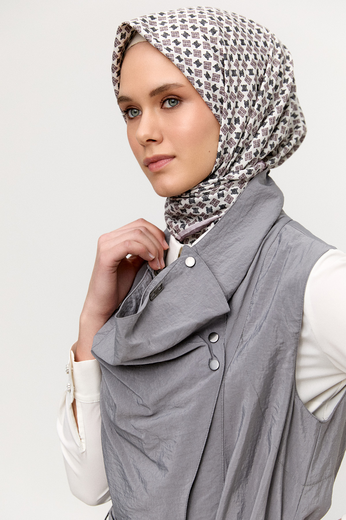 Degaje Yakalı Paraşüt Yelek, Tesettür Giyim