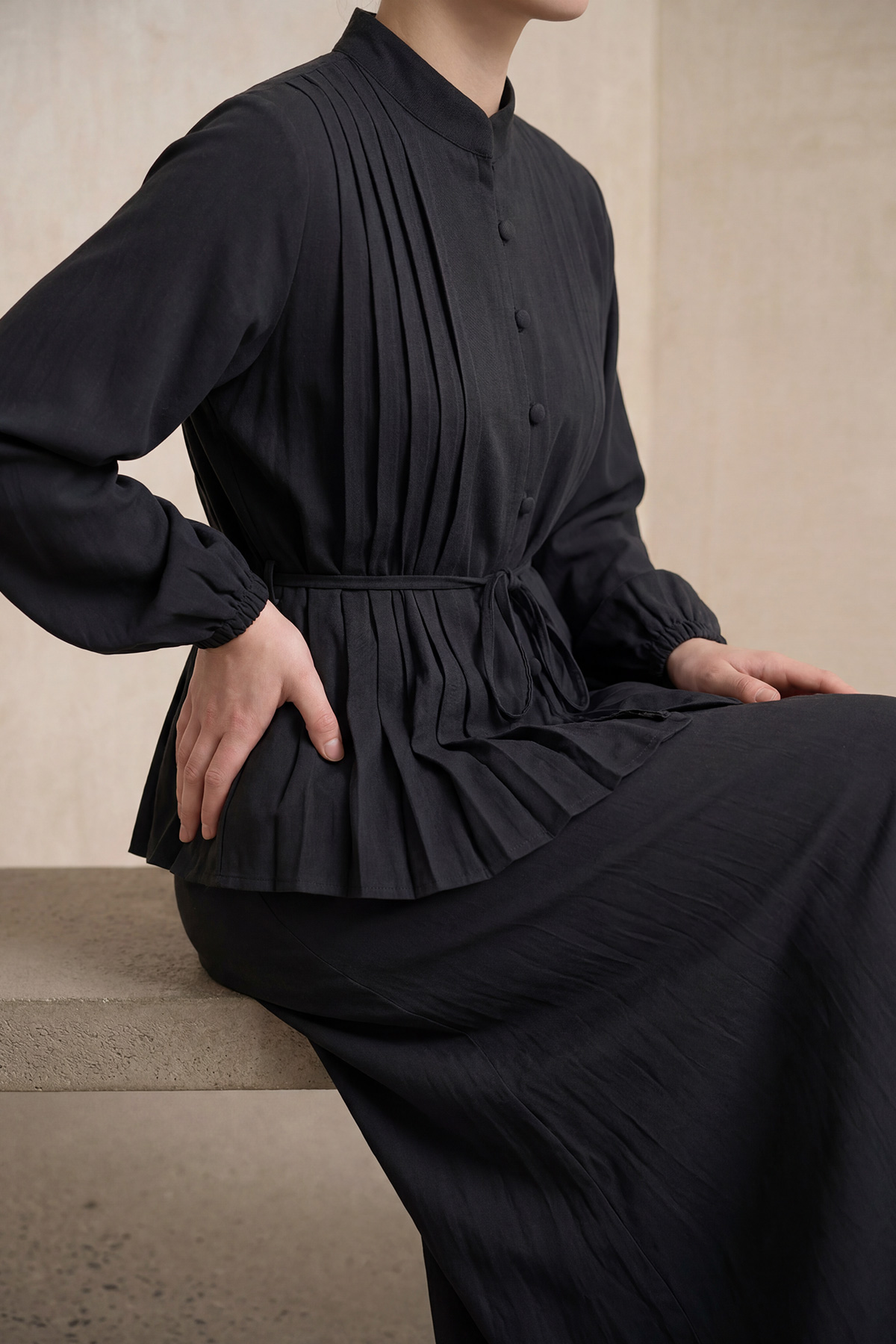 Önü Piliseli Düğmeli Kemer Detaylı Ceket Etek Kadın Takım |  