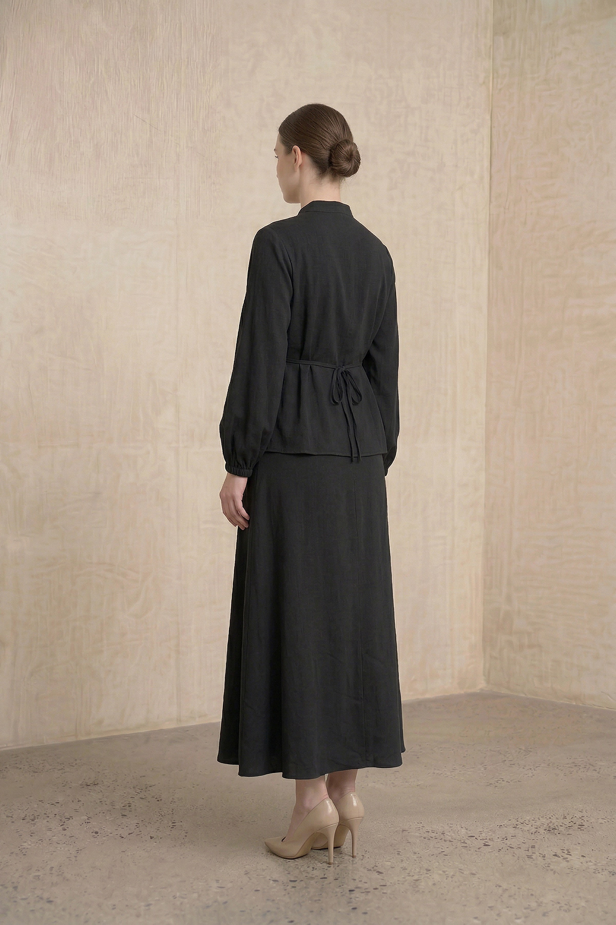 Önü Piliseli Düğmeli Kemer Detaylı Ceket Etek Kadın Takım |  