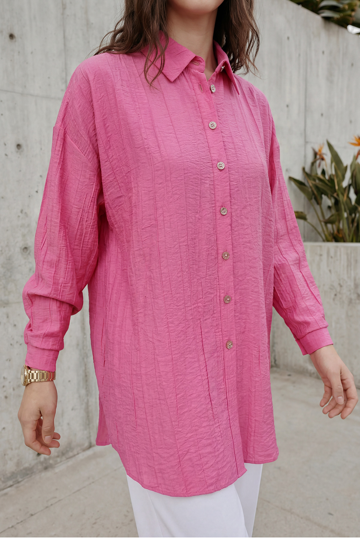 Çilek Kumaş Düğmeli Oversize Kadın Gömlek |  