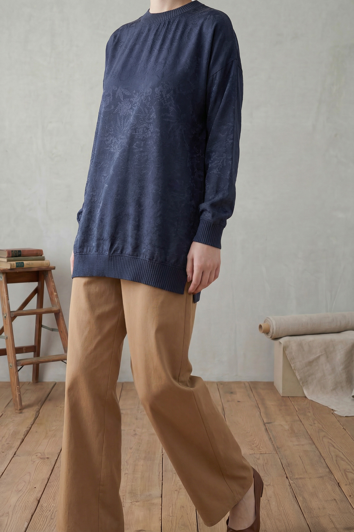 Baskılı Jakar Kumaş Yırtmaç Detaylı Kadın Tunik |  