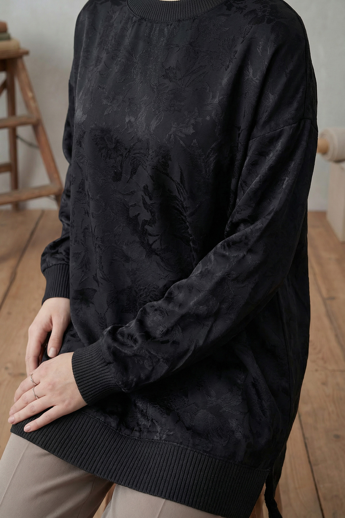 Baskılı Jakar Kumaş Yırtmaç Detaylı Kadın Tunik |  