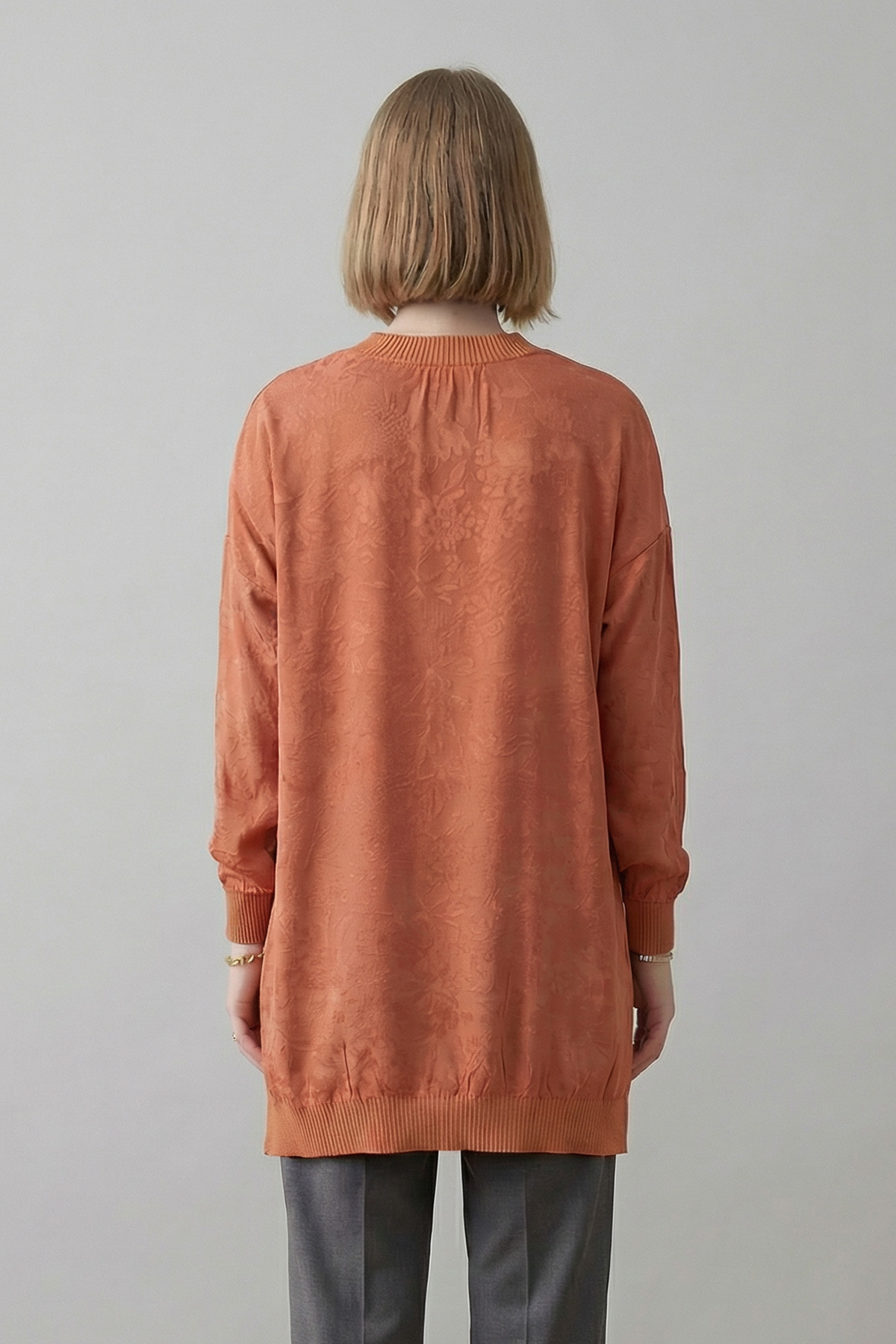 Baskılı Jakar Kumaş Yırtmaç Detaylı Kadın Tunik |  