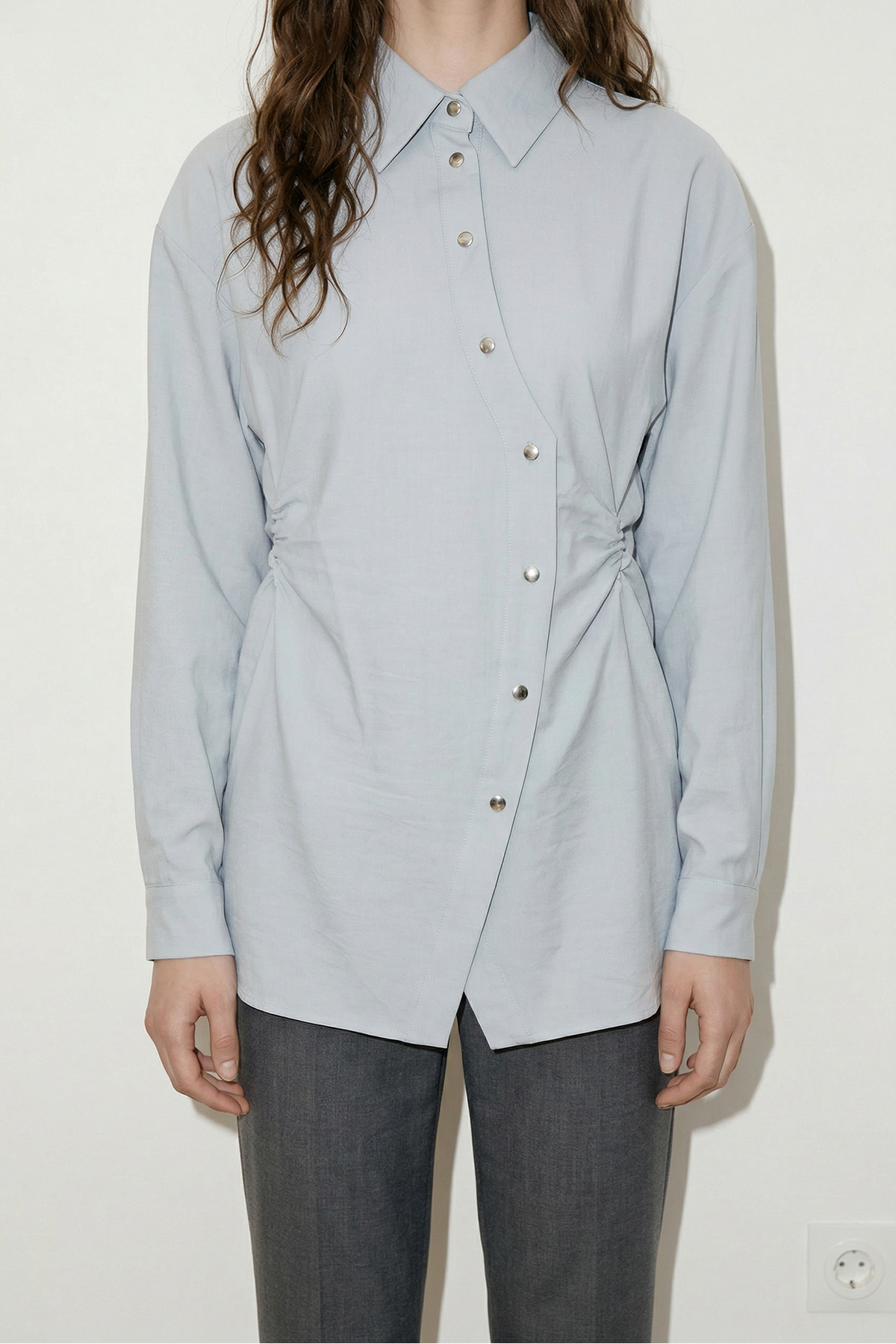 Fly Cupra Kumaş Yan Büzgü Detaylı Düğmeli Kadın Gömlek |  