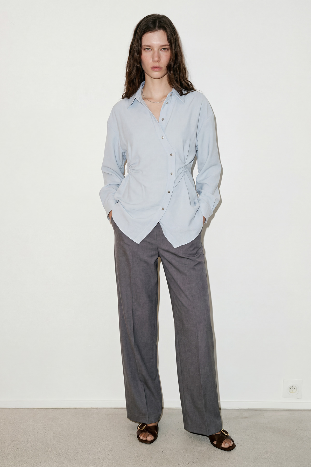 Fly Cupra Kumaş Yan Büzgü Detaylı Düğmeli Kadın Gömlek |  