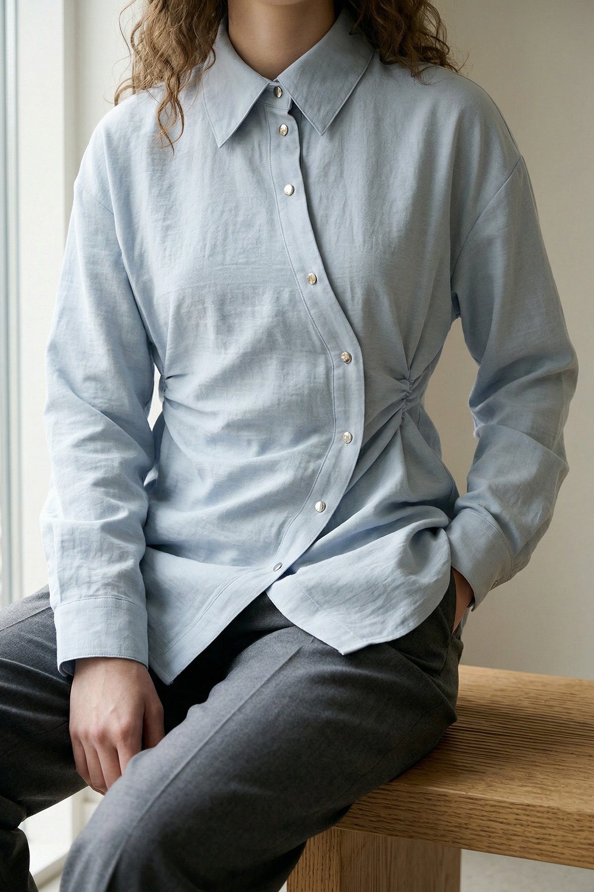 Fly Cupra Kumaş Yan Büzgü Detaylı Düğmeli Kadın Gömlek |  