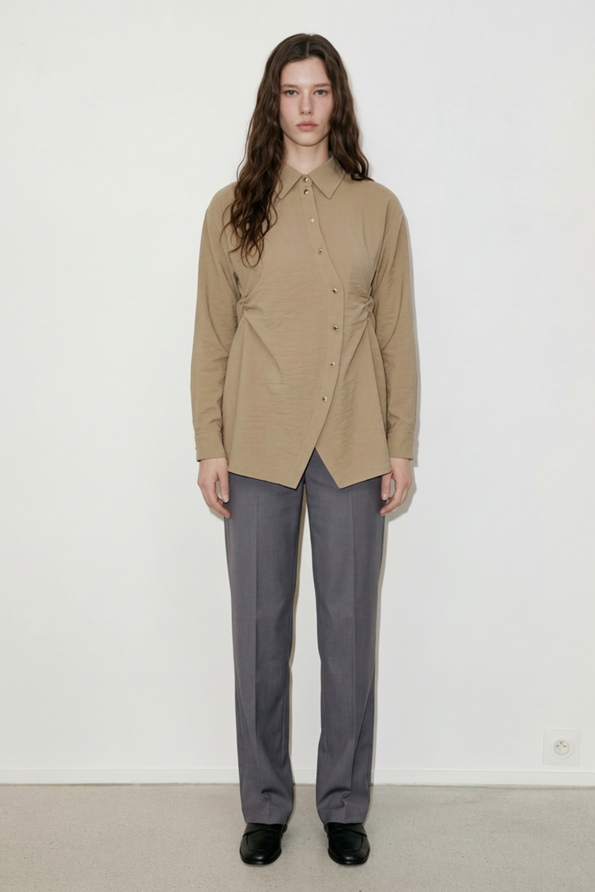 Fly Cupra Kumaş Yan Büzgü Detaylı Düğmeli Kadın Gömlek |  