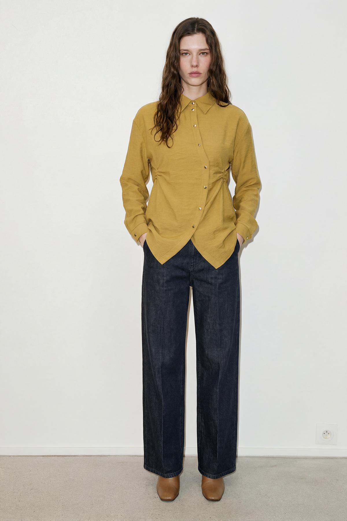 Fly Cupra Kumaş Yan Büzgü Detaylı Düğmeli Kadın Gömlek |  