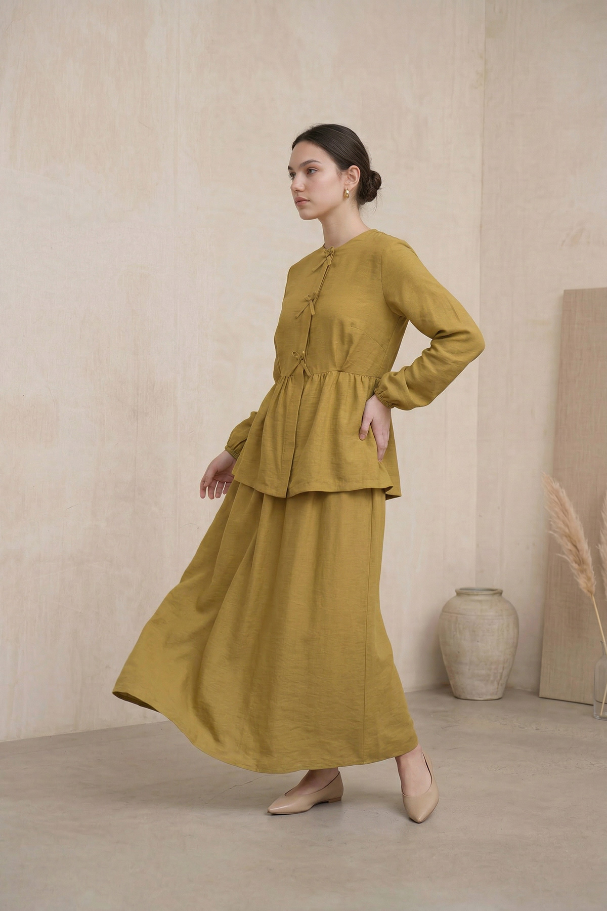 Fly Cupra Kumaş Kurdele Detaylı Büzgülü Bluz Etek Takım |  