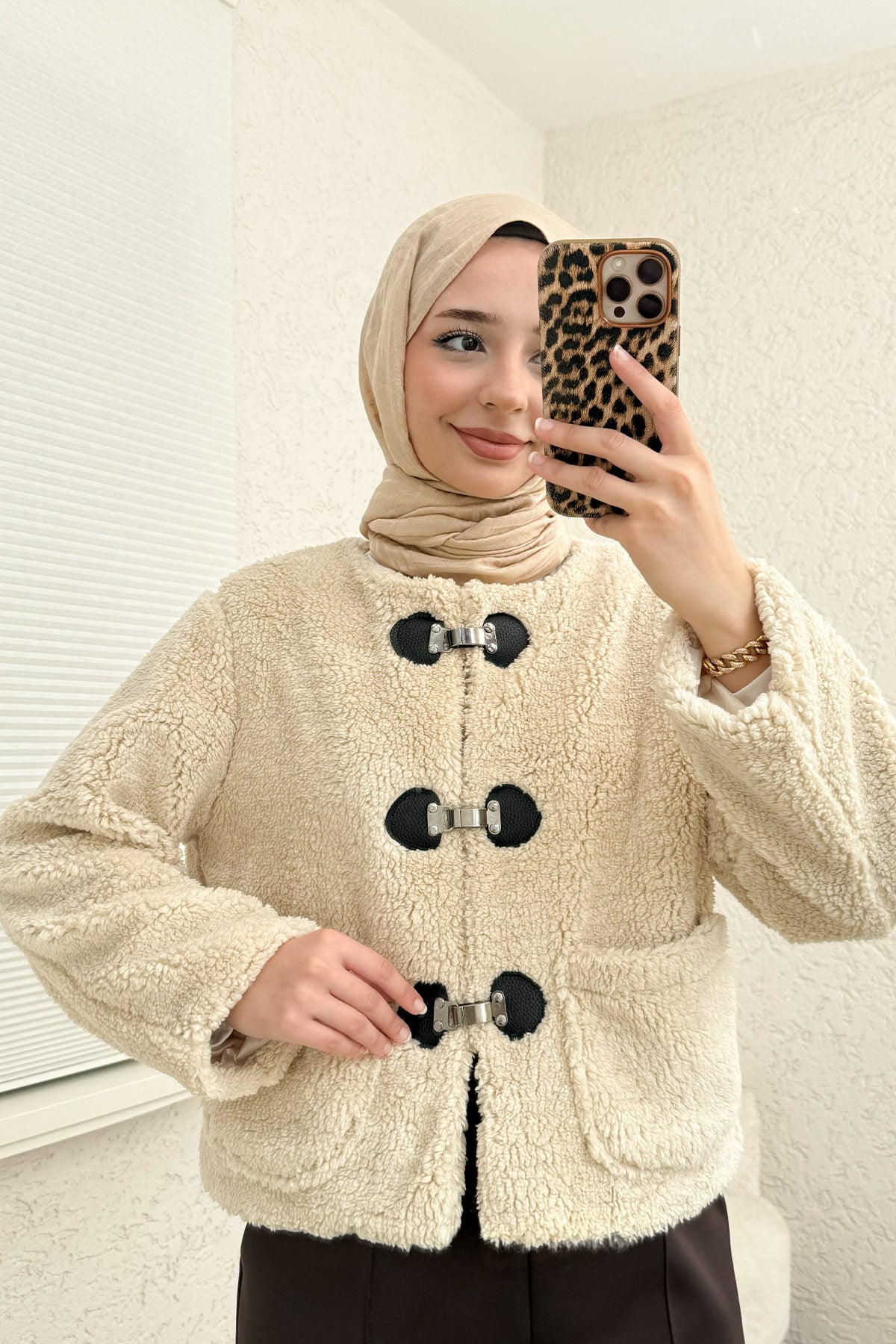 Toka Detaylı Peluş Ceket 0020 - BEJ | zenne.com 