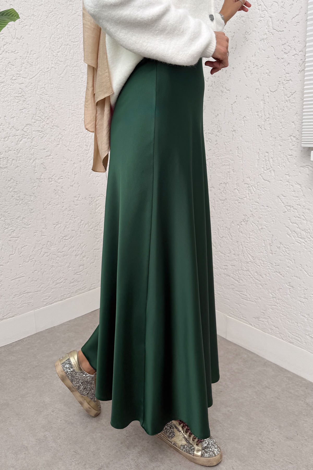 A Kesim Saten Etek 0031 - ZÜMRÜT YEŞİLİ |  