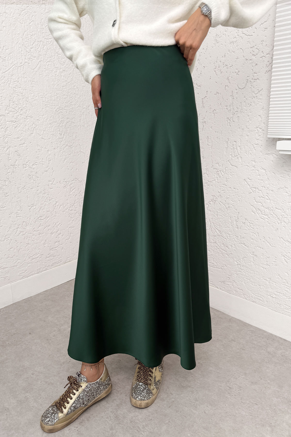 A Kesim Saten Etek 0031 - ZÜMRÜT YEŞİLİ |  