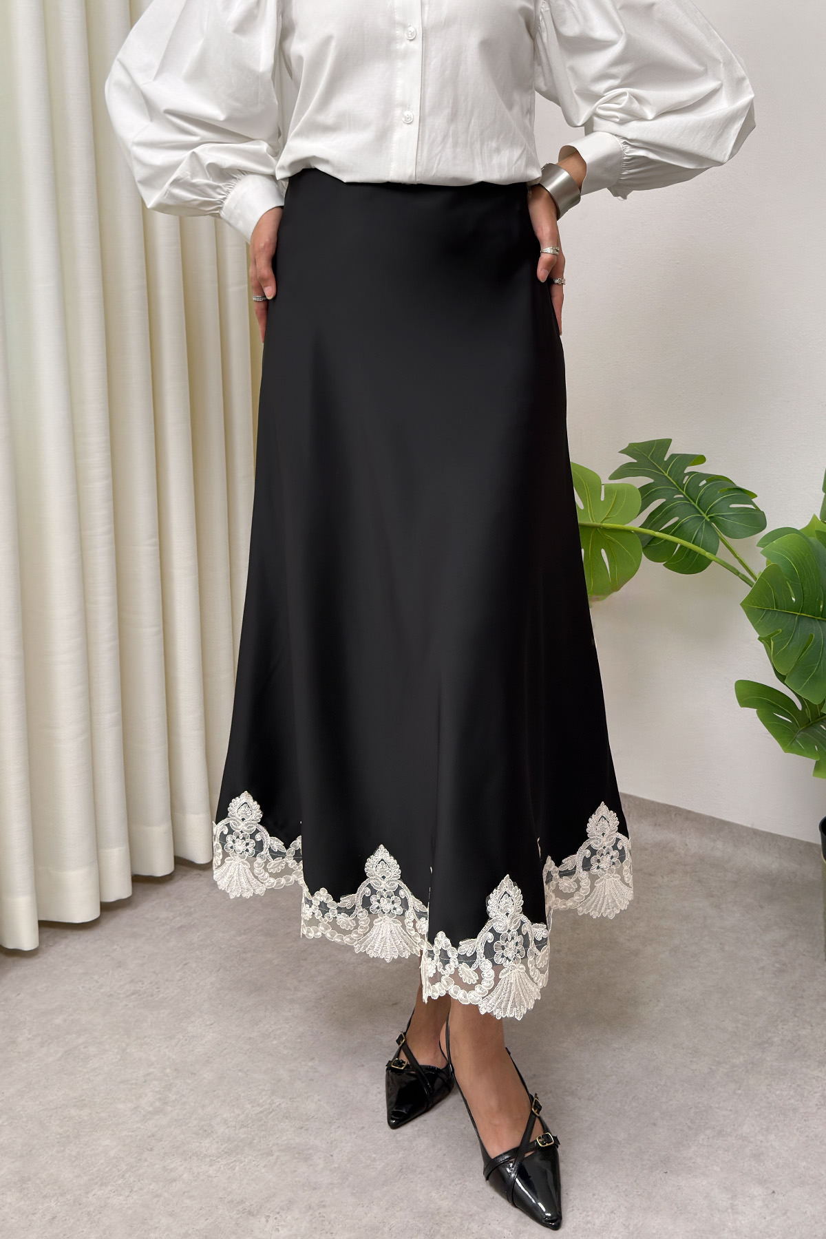Dantel Detaylı Saten Etek 0038 - SİYAH |  