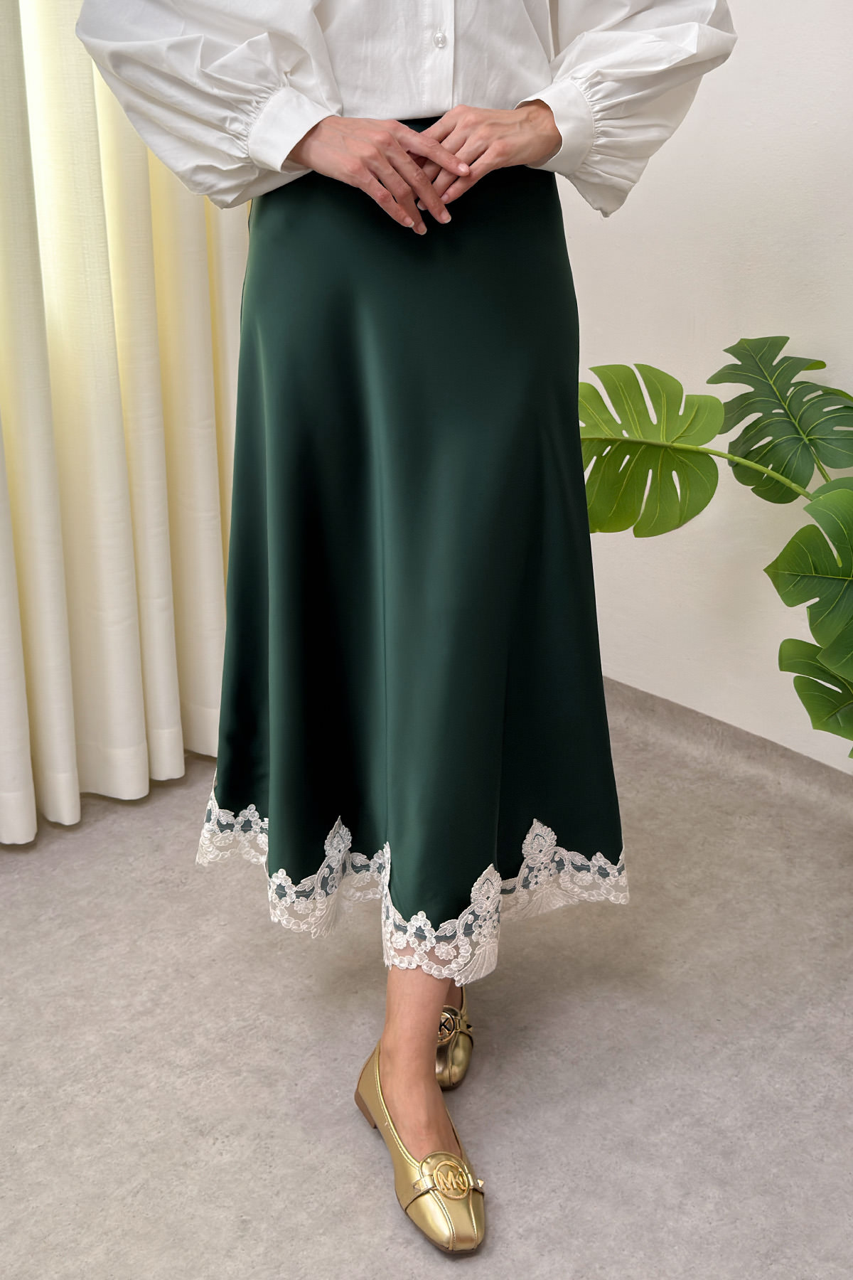 Dantel Detaylı Saten Etek 0038 - ZÜMRÜT YEŞİLİ |  