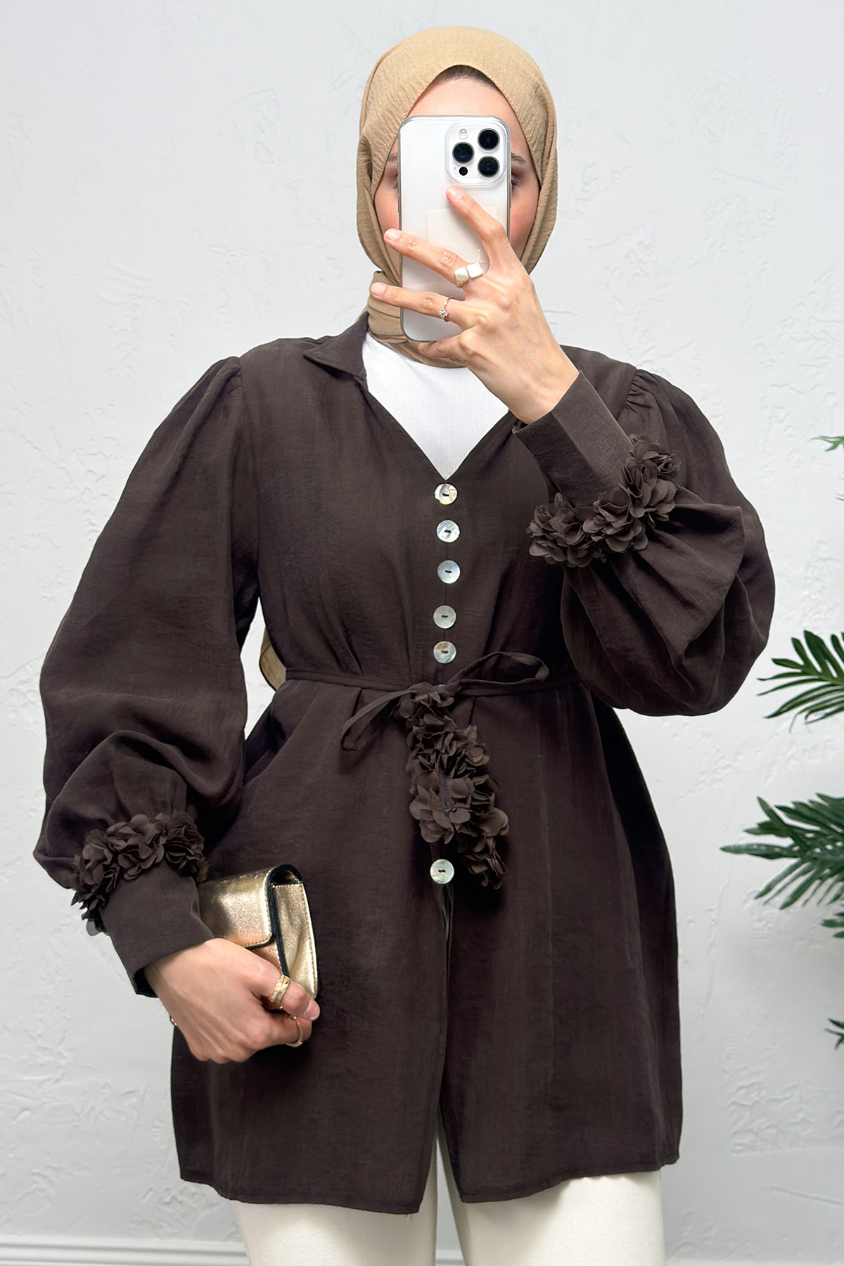 Çiçek Aksesuarlı Gömlek 0064 - KAHVERENGİ |  