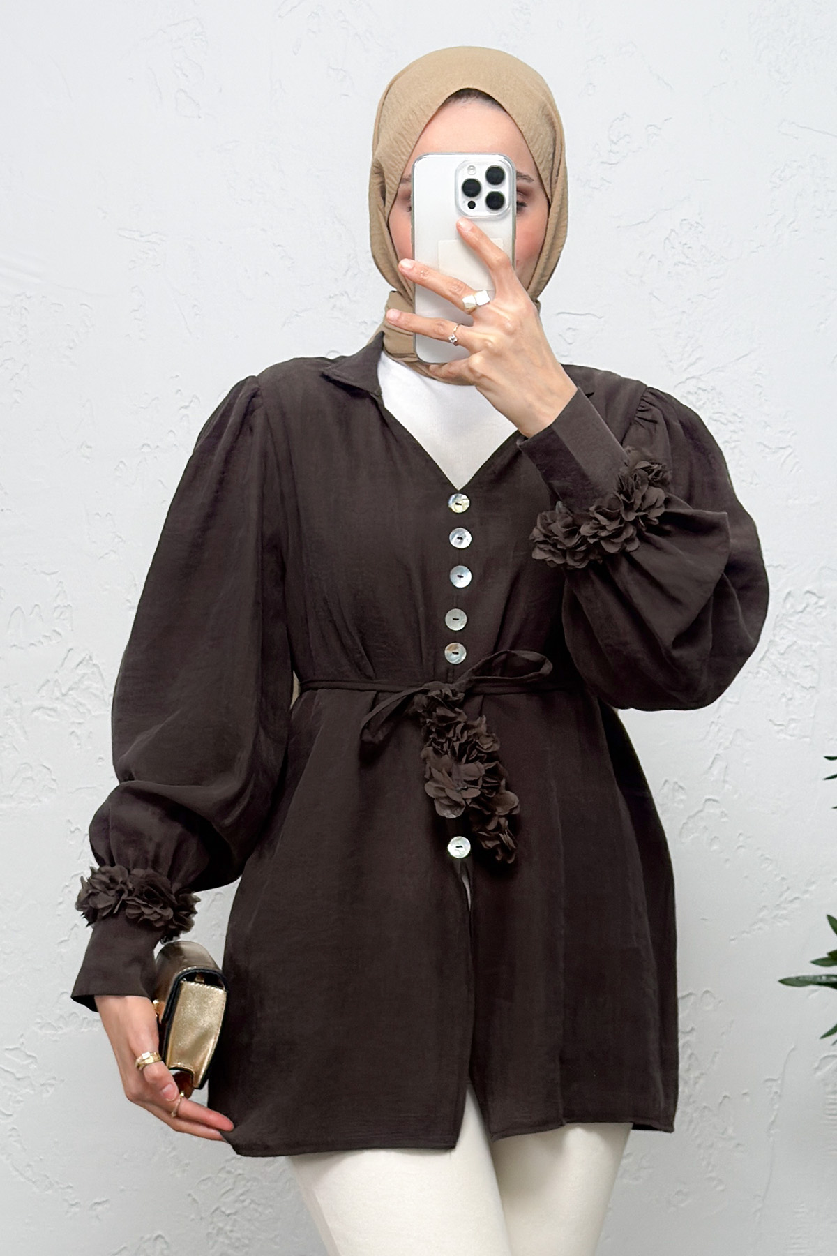 Çiçek Aksesuarlı Gömlek 0064 - KAHVERENGİ |  