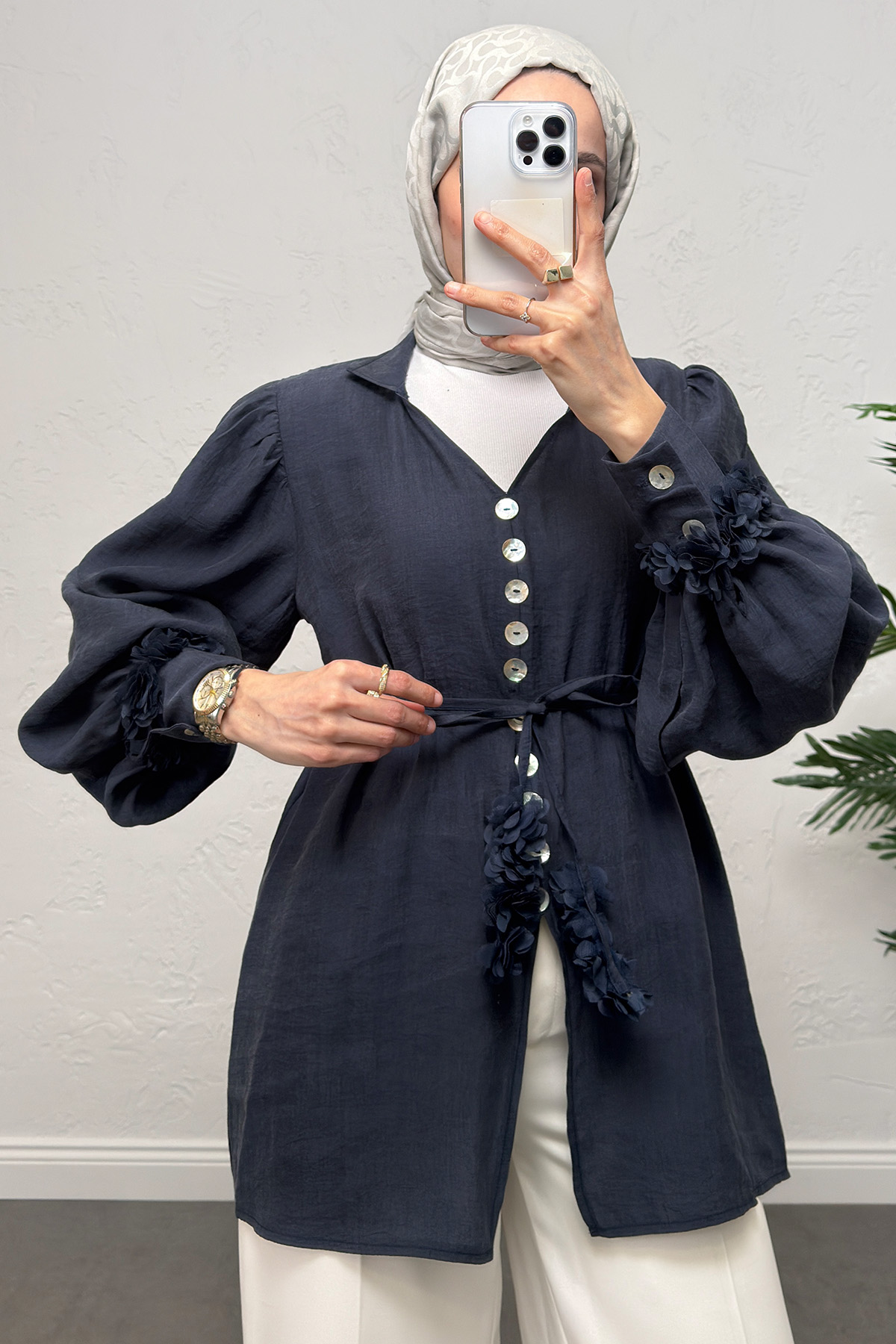 Çiçek Aksesuarlı Gömlek 0064 - LACİVERT |  