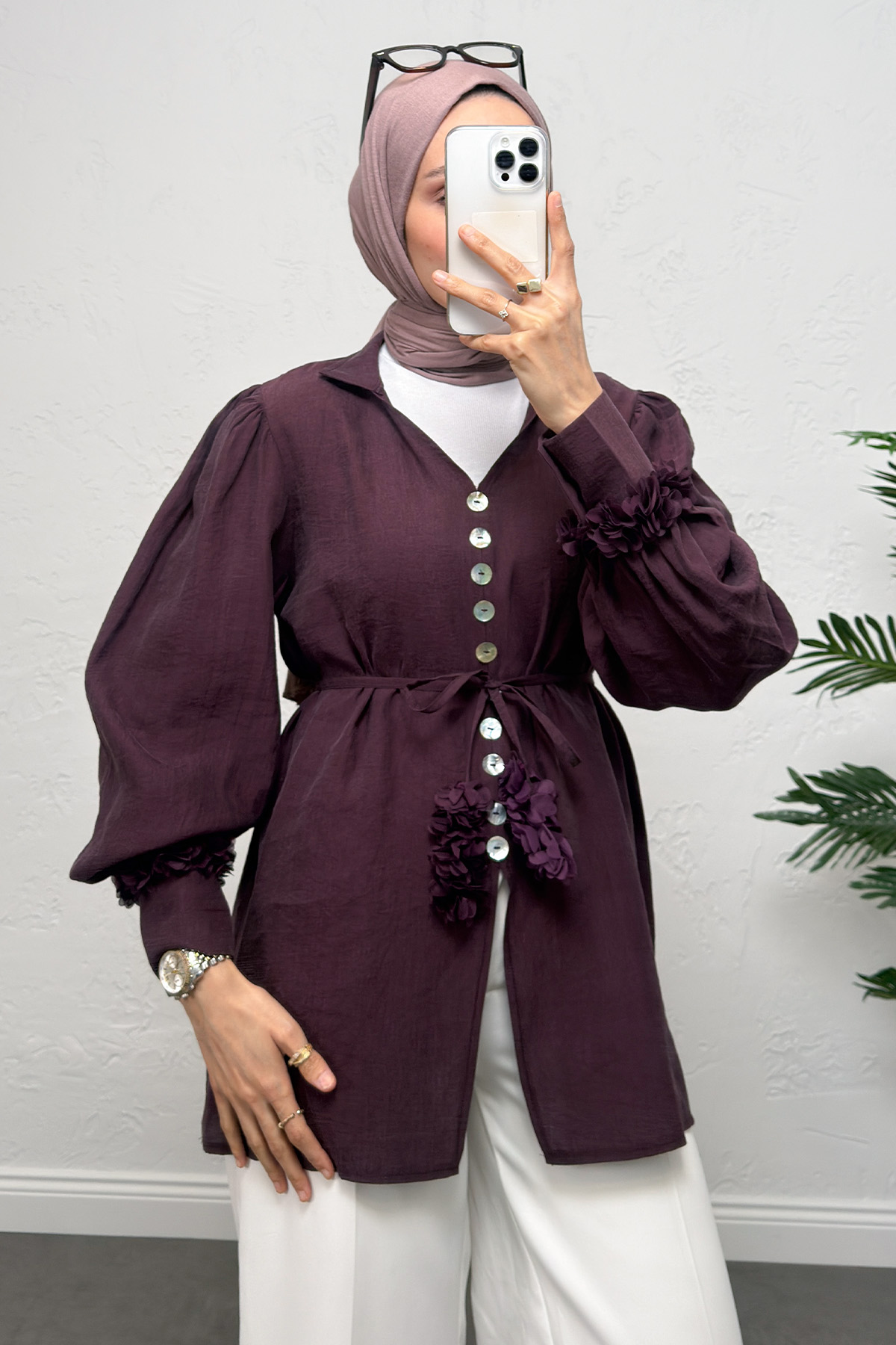 Çiçek Aksesuarlı Gömlek 0064 - MÜRDÜM |  