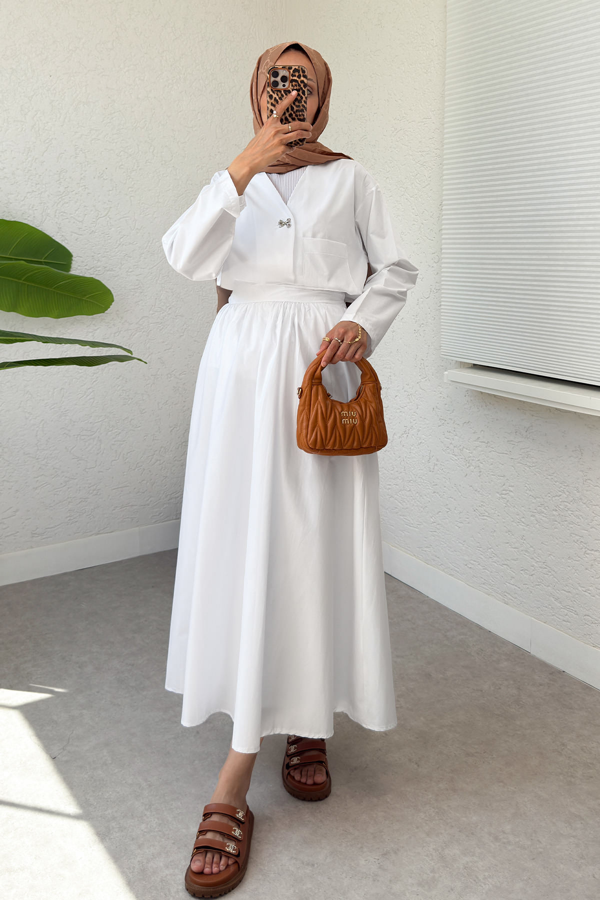 Broş Düğmeli Etekli Takım 2342 - BEYAZ |  